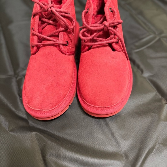 UGG Neumel Suede Lace Up Men's Ankle Boots Size 9 - Picture 1 of 4